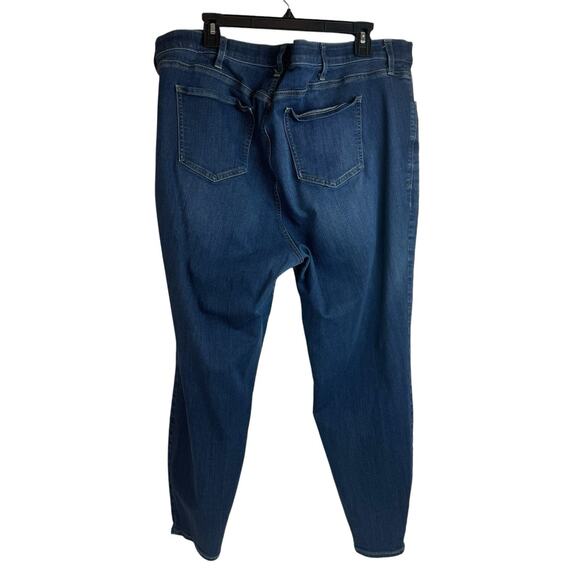 Torrid Womens Blue Denim Medium Wash Sky High Skinny Jeans Size 24r Plus Stretch - Picture 2 of 8